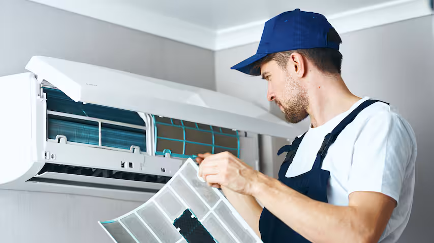 installateurs-van-aircos-zitten-vol-nu-bestellen-volgend-jaar-leveren